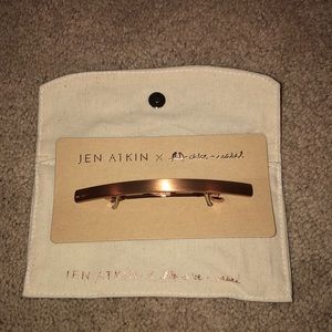 Jen Atkin hair clip
